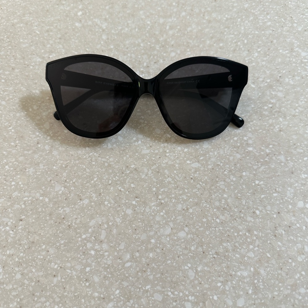 Black Quay Sunglasses- piper